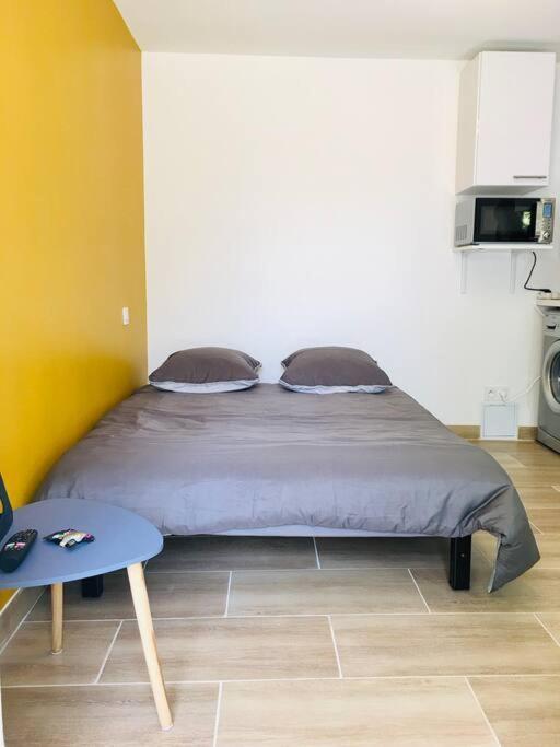 Bleu Lavande - Coquet Appartement Ambiance Village Истр Екстериор снимка
